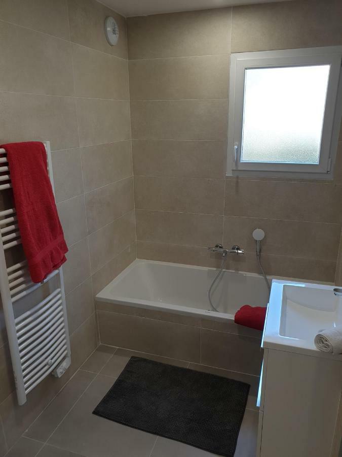L'Appartement Jardin Avec Vue Montagnes Sévrier Zewnętrze zdjęcie
